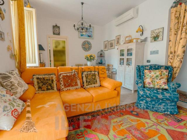 Villa in vendita di 97 m² in Via Principe Amedeo, 39