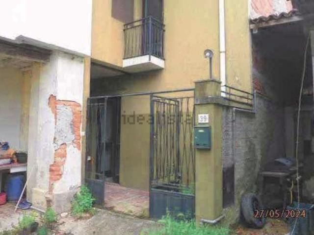 Villa in vendita di 92 m² in Via Vittorio Veneto, 39