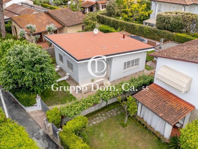 Villa in vendita, Forte dei Marmi centro