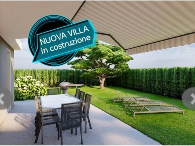 Villa in vendita Gallarate, Lombardia