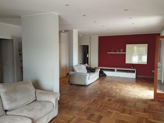Villa in vendita in Via Colle Innamorati