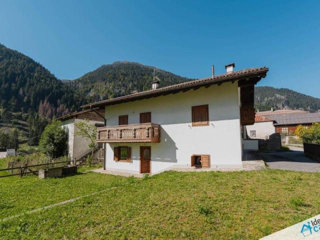 Villa in vendita Località Sperandii, Canal San Bovo, Provincia di Trento, Trentino Alto Adige