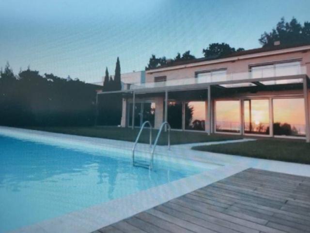 Villa in vendita Piazza Giuseppe Garibaldi, Trieste, Friuli Venezia Giulia