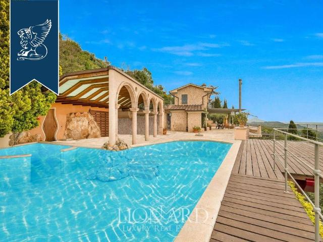 Villa in vendita Pietrasanta, Toscana
