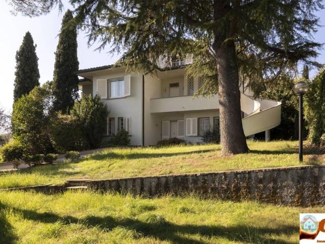 Villa in vendita Poggio a Caiano, Italia