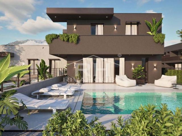 Villa in vendita Riva del Garda, Italia