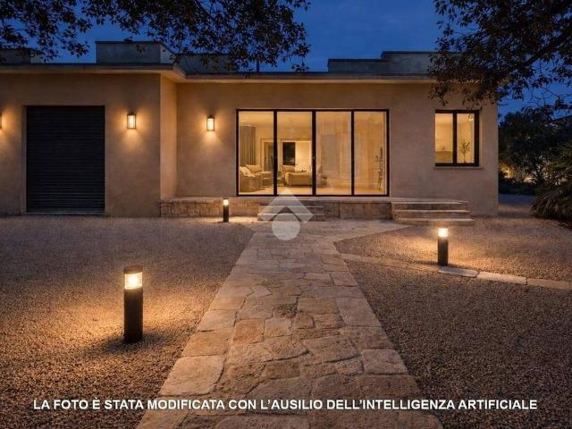 Villa in vendita Strada Statale 16, Brindisi, Puglia