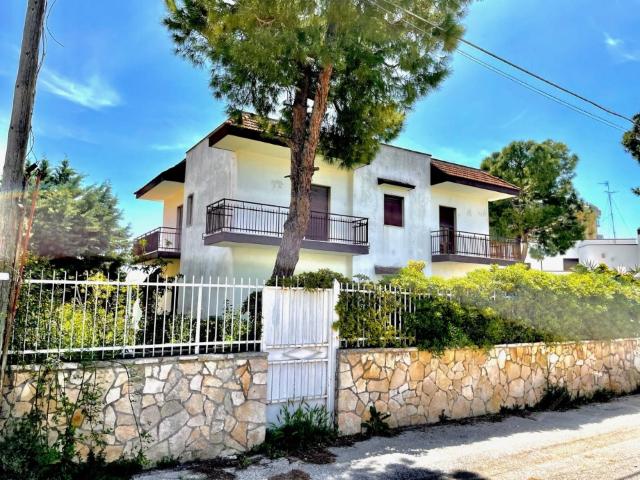 Villa in vendita, Taranto s. vito,lama,carelli