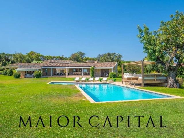 Villa in vendita Via Tavolara, San Teodoro, Sardegna