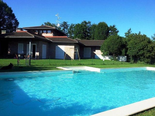 Villa in vendita Via Trento, 34, Cassano Magnago, Lombardia