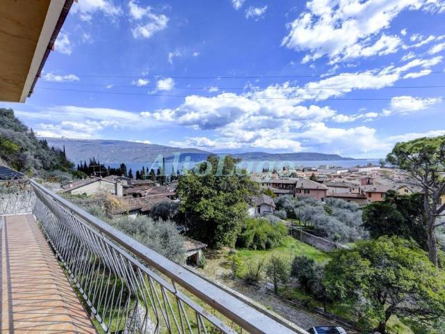 Villa in vendita Via Trento, Toscolano Maderno, Brescia, Lombardia