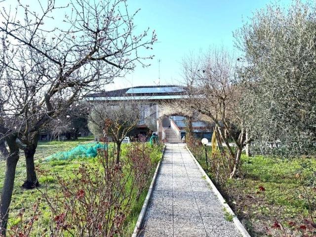 Villa in vendita Via Andrea Doria, 22, Fano, Marche