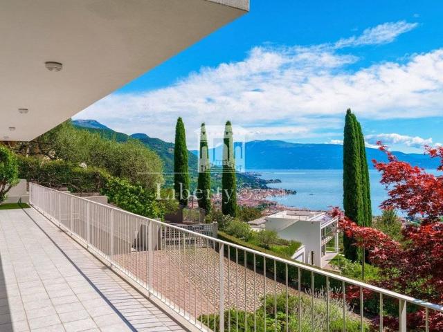 Villa in vendita Via Bocca di Croce, Salò, Lombardia
