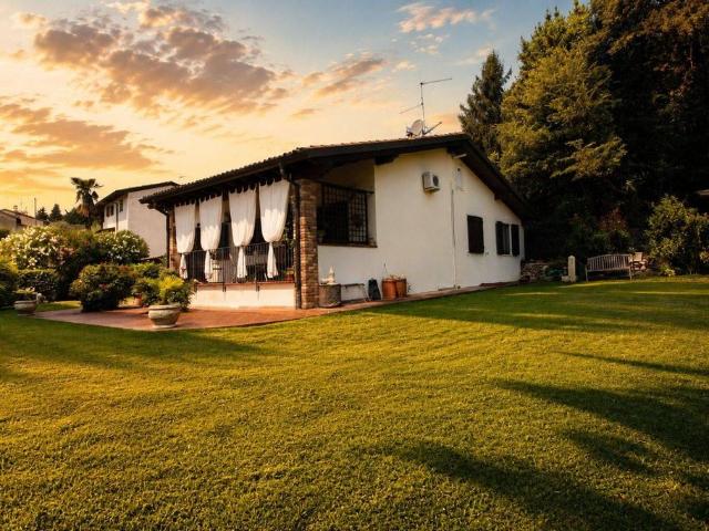 Villa in vendita Via Boldiera, Caprino Veronese, Veneto