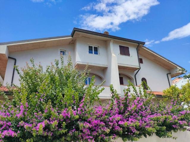 Villa in vendita Via Corradino d'Ascanio, 22, Tortoreto, Abruzzo
