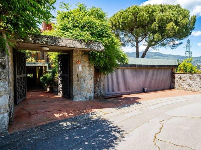 Villa in vendita Via dei Massoni, 32, Firenze, Toscana