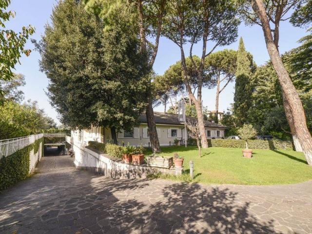 Villa in vendita Via del Casaletto, Roma, Lazio