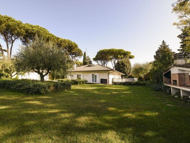 Villa in vendita Via del Casaletto, Roma, Lazio