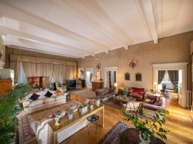 Villa in vendita Via Del Parco Grifeo, Napoli, Campania