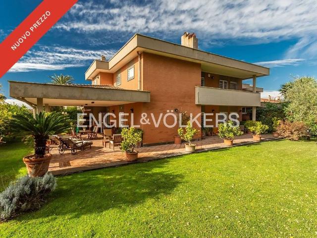 Villa in vendita Via delle Ginestre, Anzio, Lazio
