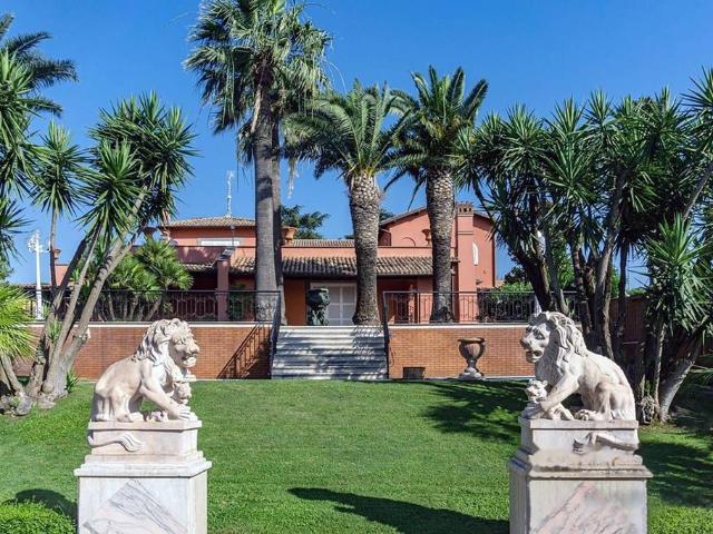 Esclusiva villa di 788 mq in vendita Via di Salè, 40, Frascati, Roma, Lazio