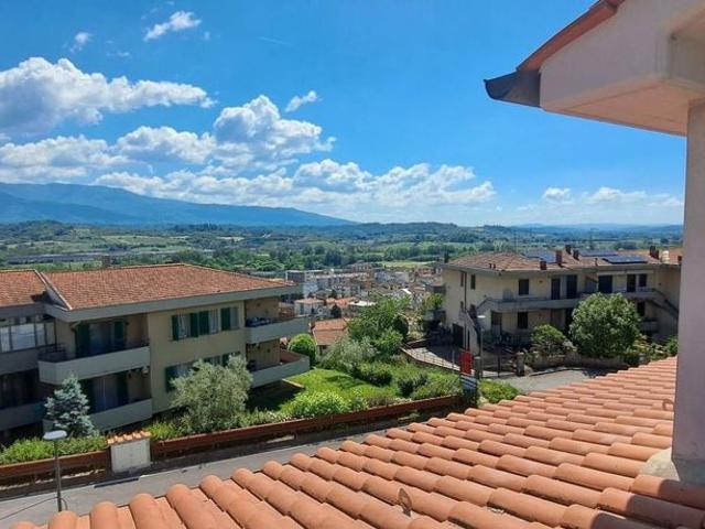 Villa in vendita Via Giovanni Amendola, Figline e Incisa Valdarno, Firenze, Toscana