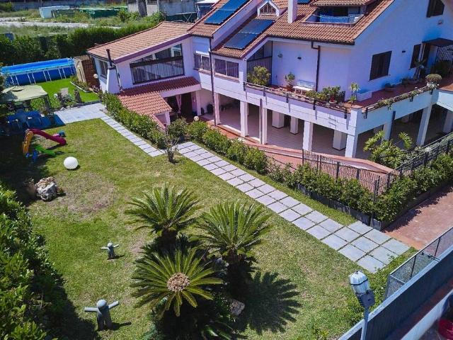 Villa in vendita Via Gian Gaspare Napolitano, Palermo, Sicilia