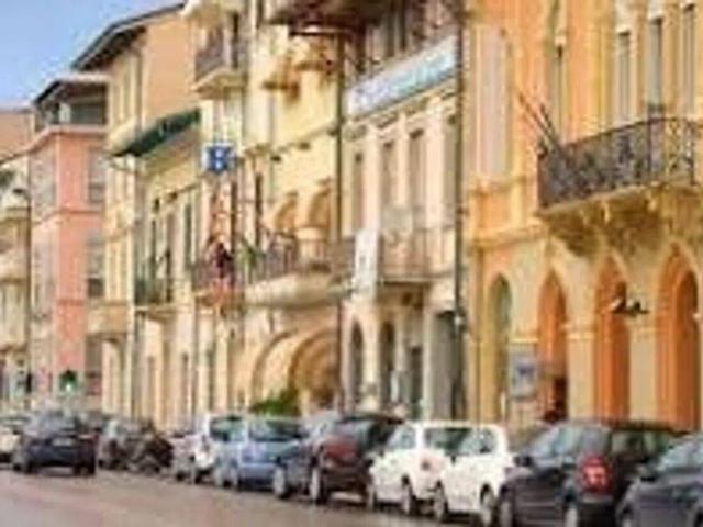 Villa in vendita Via Giuseppe Garibaldi, Viareggio, Lucca, Toscana