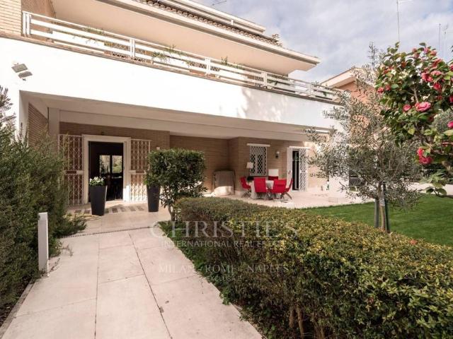 Villa in vendita Via Malcesine, Roma, Lazio