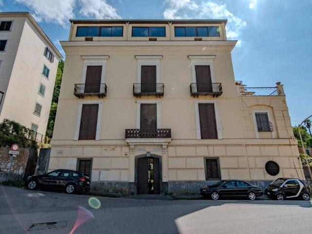 Villa in vendita Via Panoramica, 85, Castellammare, Campania
