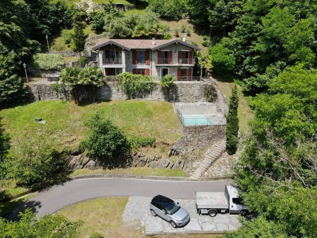 Villa in vendita Via per Bron, Pianello del Lario, Como, Lombardia