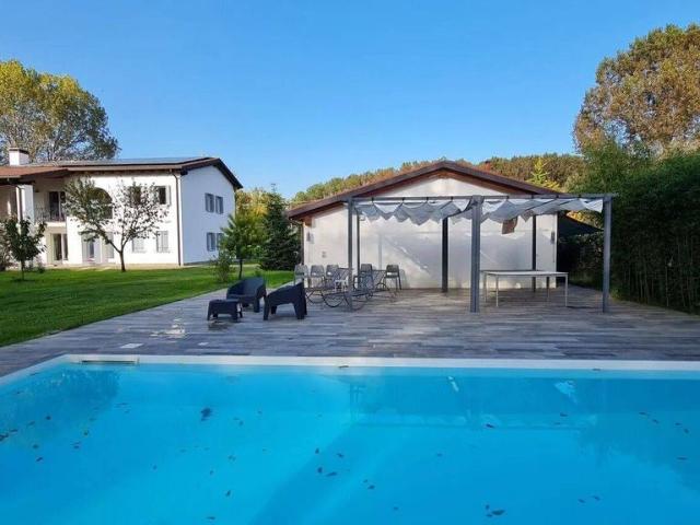 Villa in vendita Via Porara No Number, Mirano, Veneto