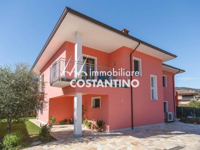 Villa in vendita Via Provinciale, Mesenzana, Varese, Lombardia