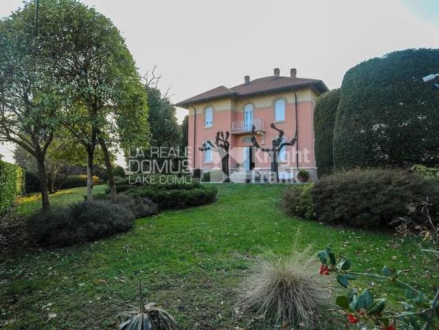 Villa in vendita Via Roma, 431, Valmorea, Lombardia