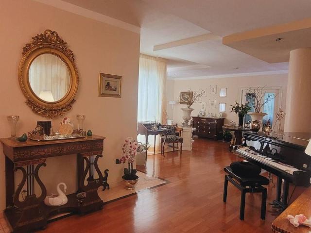 Villa in vendita Via San Jacopo Acquaviva, Livorno, Toscana
