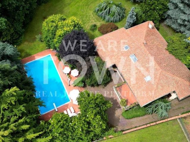 Villa in vendita Via Siracusa, Cairate, Lombardia