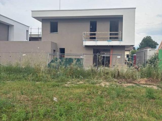 Villa in vendita Via Statale Soncinese 498, Romano di Lombardia, Lombardia