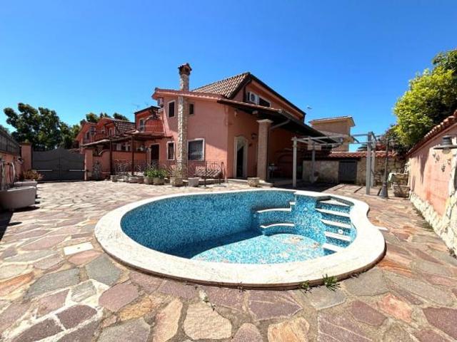 Villa in Via Campo di Carne