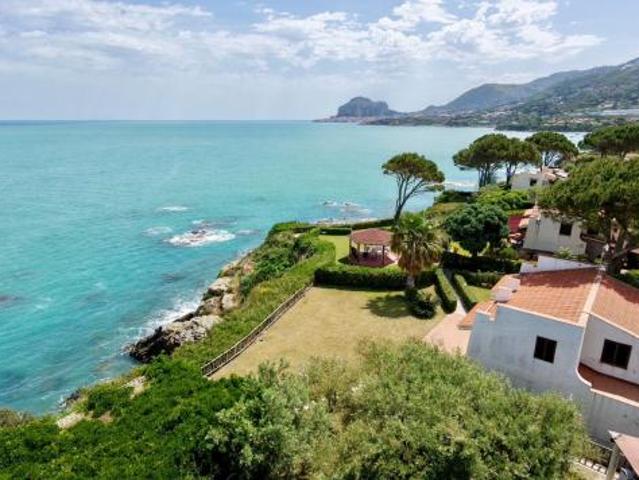 Villa in Via Caprera