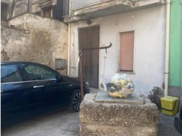 Villa in Via Guglielmo Marconi