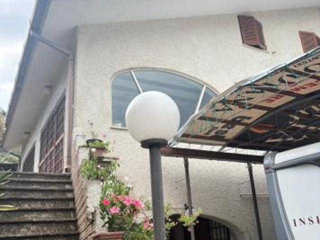 Villa in Via delle Ginestre