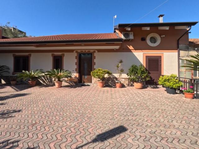 Villa in Via Iscalonga