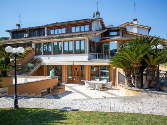 Villa in Via Licofrone