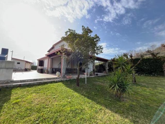Villa in via matteotti