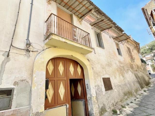 Villa in Via Sant'Antonio Abate