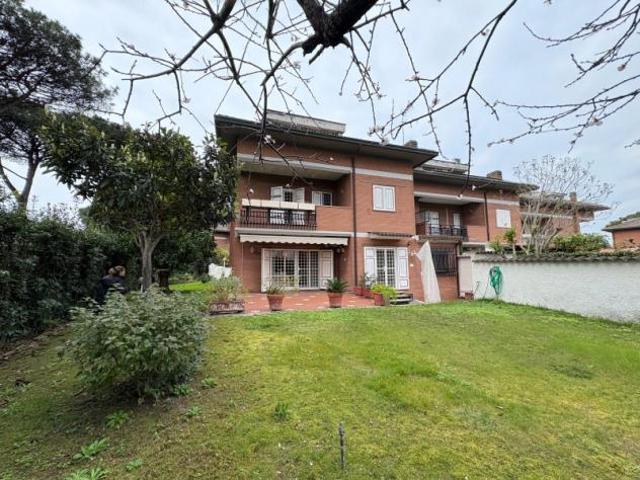 Villa in Via Parmenisco