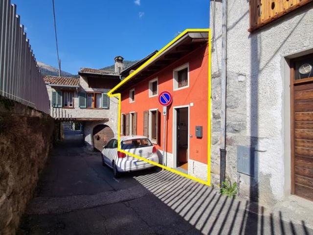 Villa in Via Piana