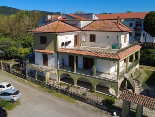 Villa in Via Velina