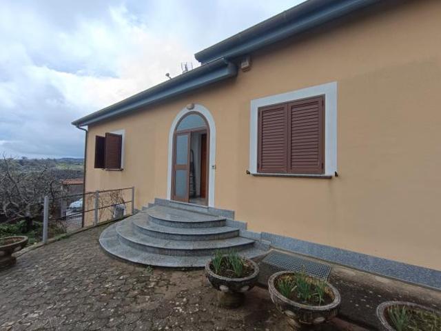 Villa in Viale d'Europa Traversa 2