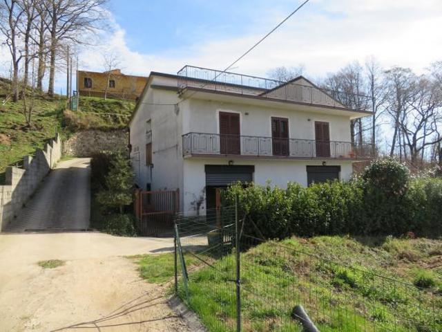 Villa in Vico 1 Dante Alighieri